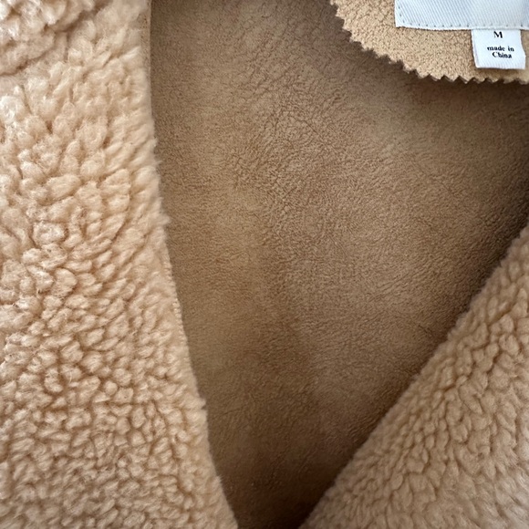 Dylan Tan Shearling Jacket - Picture 3 of 7